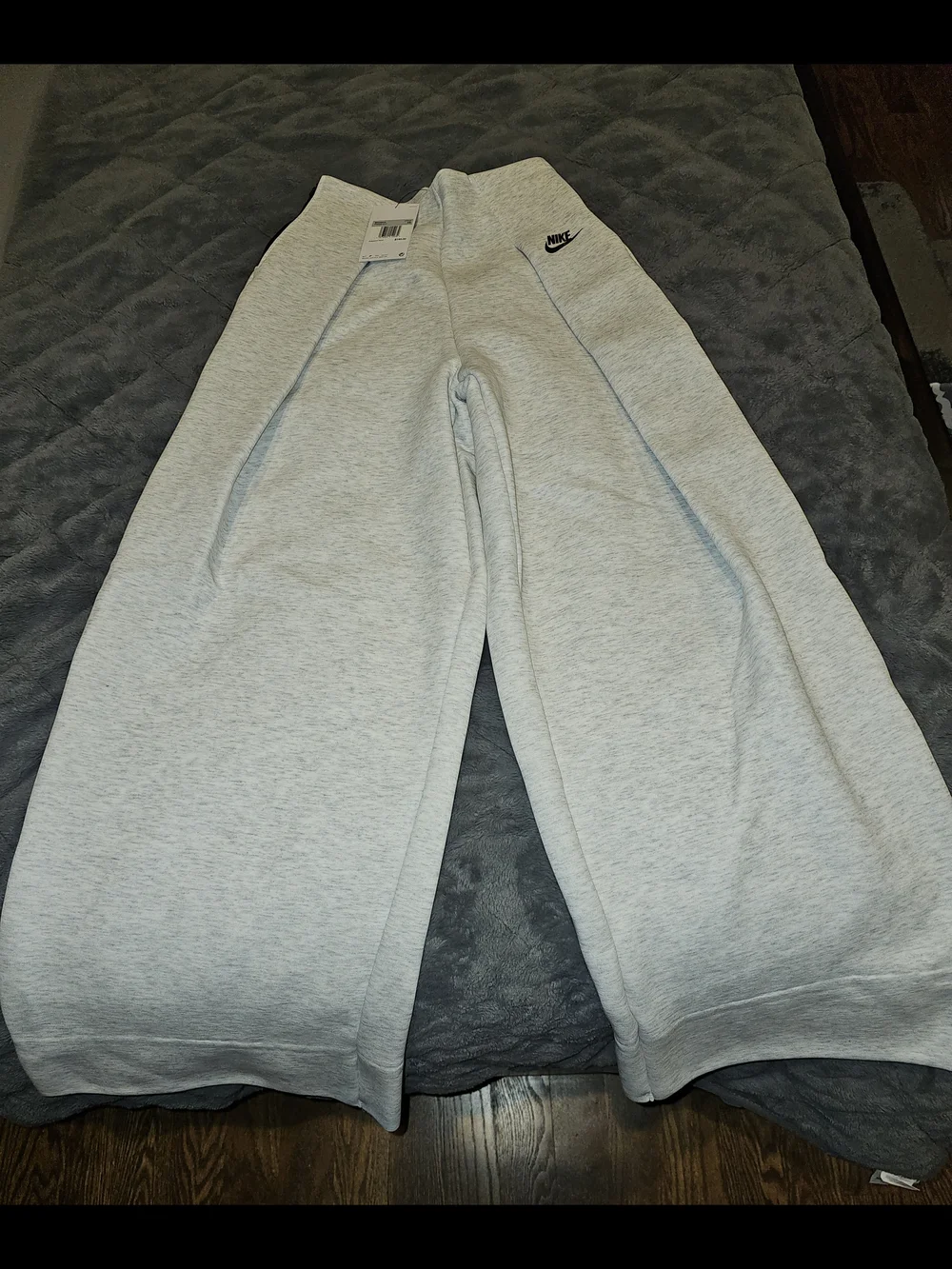 Nike Womens' Light Gray Wide-Leg Sweatpants - Picture 1 of 9